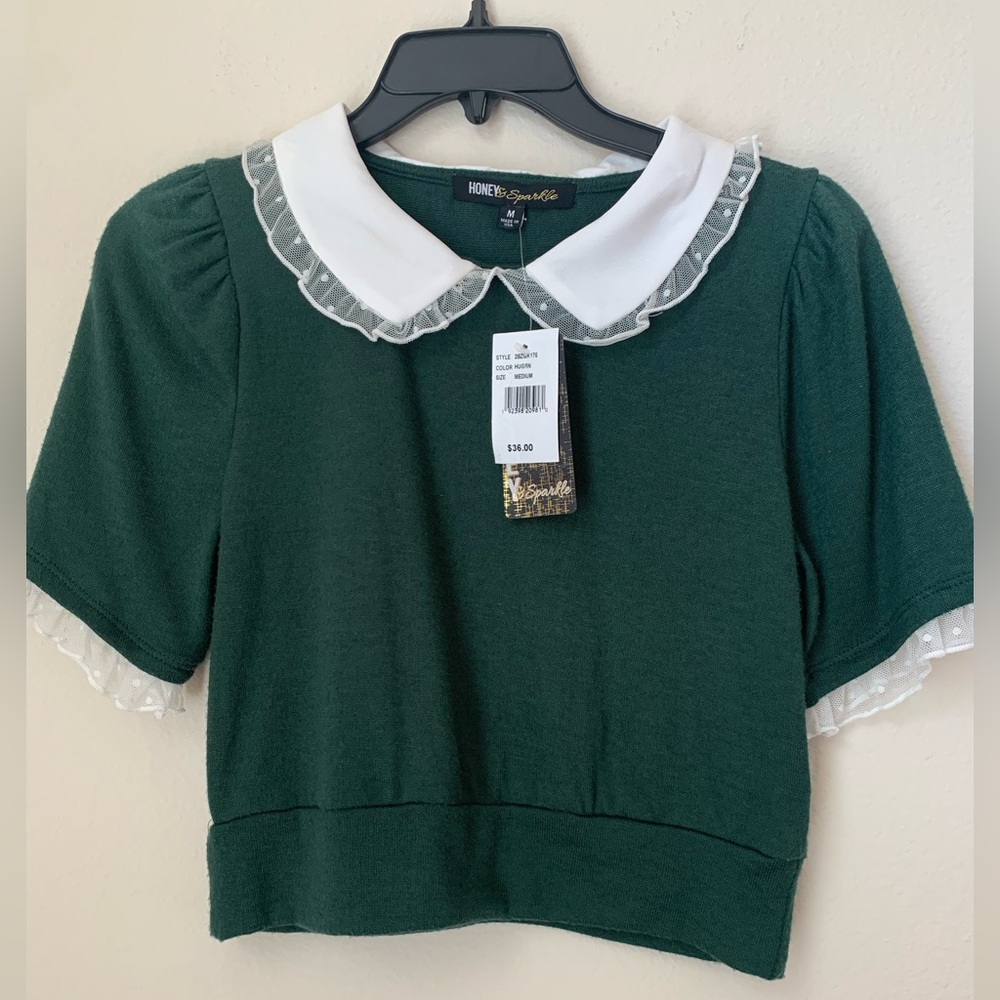 NWT- Honey & Sparkle women’s/ juniors ruffle collar top size M